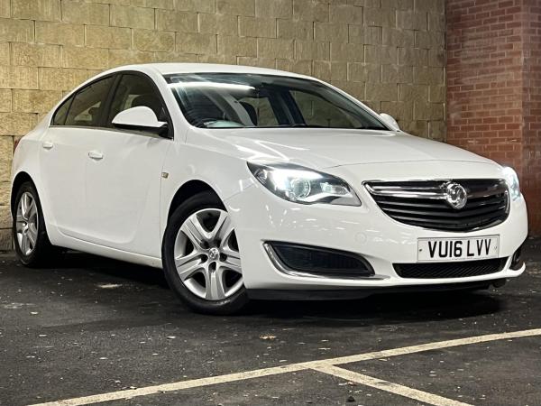 Vauxhall Insignia 1.6 CDTi ecoFLEX Design Nav Hatchback 5dr Diesel Manual Euro 6 (s/s) (136 ps)